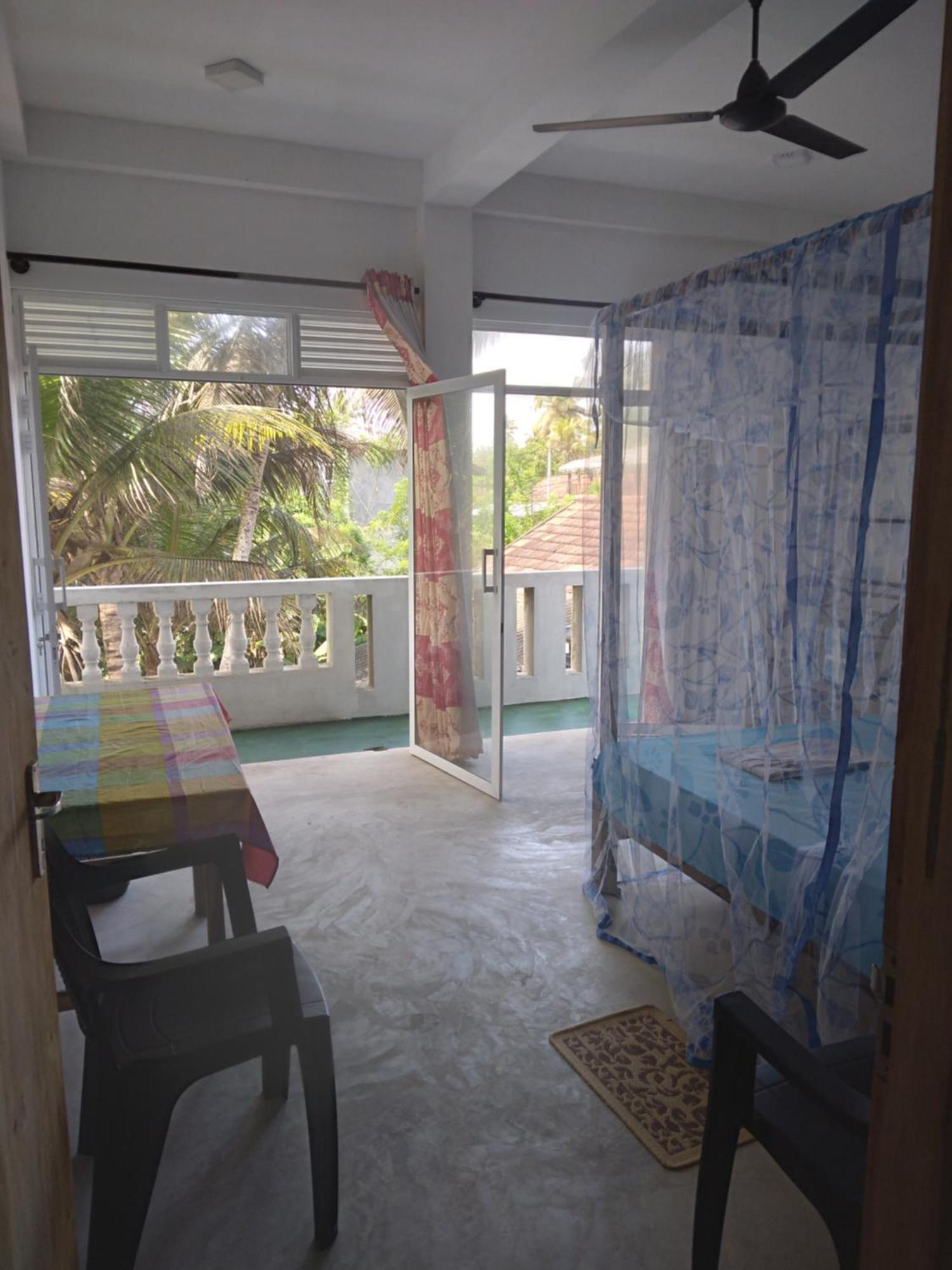 Sunray Rest - Beach View Homestay Mirissa Dış mekan fotoğraf