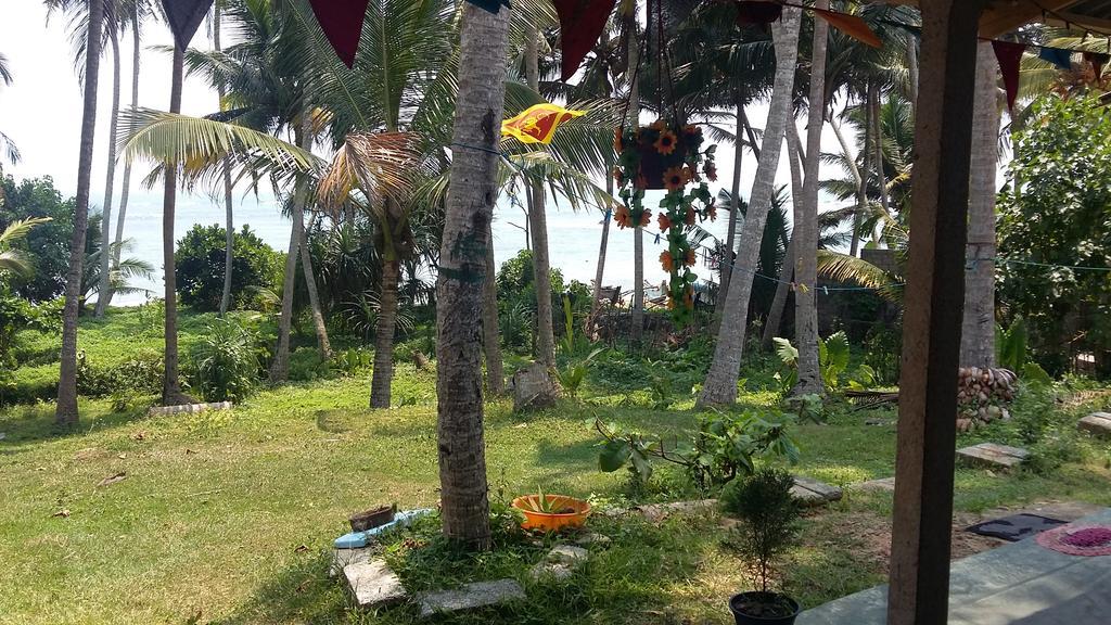 Sunray Rest - Beach View Homestay Mirissa Dış mekan fotoğraf