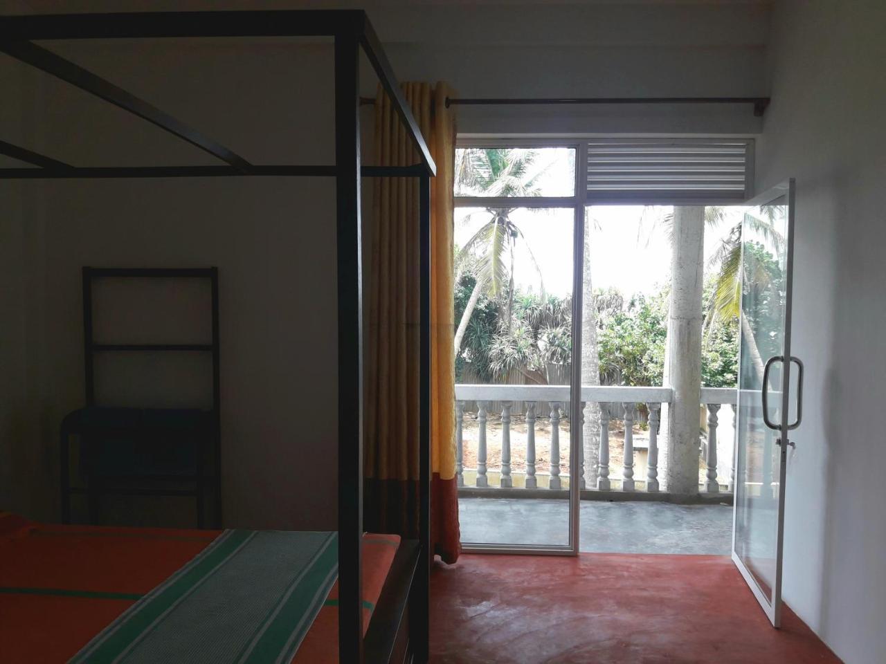 Sunray Rest - Beach View Homestay Mirissa Dış mekan fotoğraf